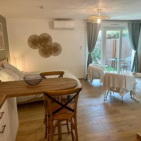 Апартаменты Le Greenhouse