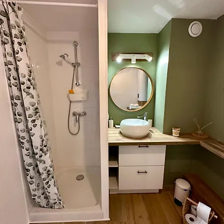 Le Greenhouse Апартаменты Либурн